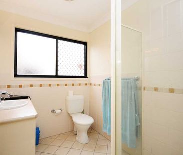 8B Protea Court, Robina QLD 4226 - House For Rent | Domain - Photo 4