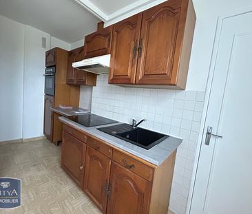 Location Appartement 4 pièces 72m² BEAUVAIS 60000 - Photo 3