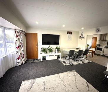 Private retreat on Phillip Street - Photo 4