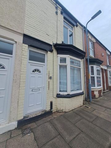 2 bedroom terraced house to rent - Photo 2