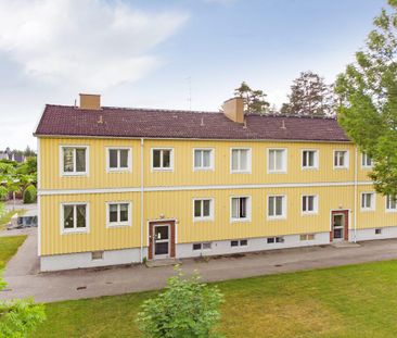 Oppundavägen, Katrineholm - Photo 2
