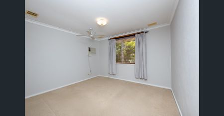 GREAT LOCATION! - Photo 5