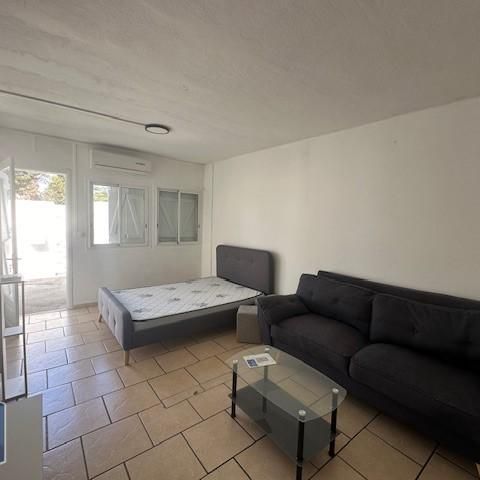 Location Maison 1 pièce 33m² ST LOUIS 97450 - Photo 1