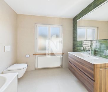 Charmantes, renoviertes Reihenmittelhaus mit Garten, Garage und Aus... - Foto 6