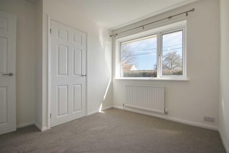 South End Lane, Northall - Photo 2