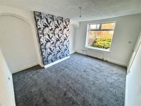 2 bedroom semi-detached house to rent - Photo 4
