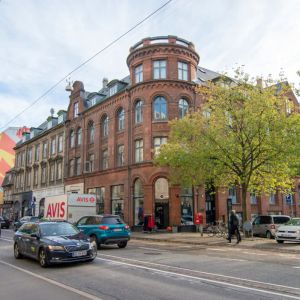 Nyrenoveret herskabslejlighed i centrum af Frederiksberg - Foto 2