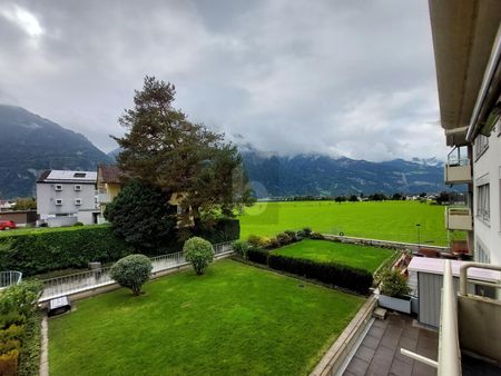 BRIGHT AND FRIENDLY WITH MOUNTAIN PANORAMA - Foto 4