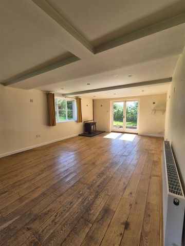 3 bed house to rent in Lower Burton, Leominster, HR6 - Photo 2