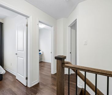 For Lease - 8 Thomas Frisby Jr Crescent, Markham, Ontario - Photo 3