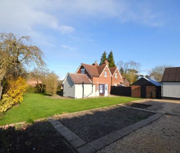 3 bedroom semi-detached house to rent - Photo 5