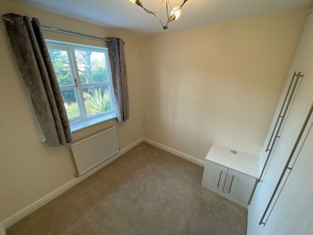 4 bedroom to let - Photo 3