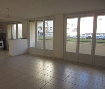 Location Appartement 6 pièces 66m² CHAMBERY 73000 - Photo 2