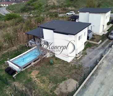 Casa individuala in Dezmir cu panorama spre aeroport - Photo 4