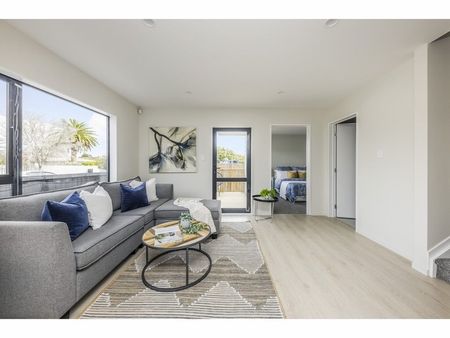 32B Clark Street, Manurewa - Photo 2