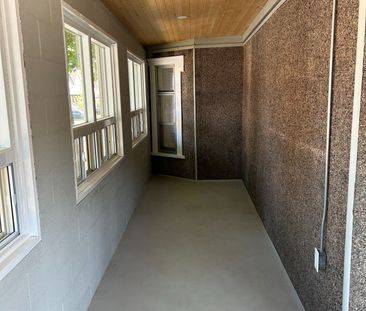 For Lease - 307 Cumberland Avenue Unit# Main, Hamilton, Ontario - Photo 5