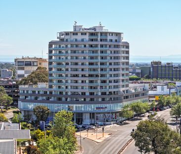 1 Bedroom Unit With Oversized Balcony - Photo 6