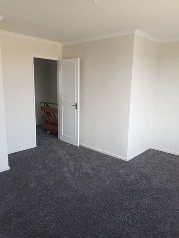 Appleby, 2 bedrooms, $395 pw - Photo 3