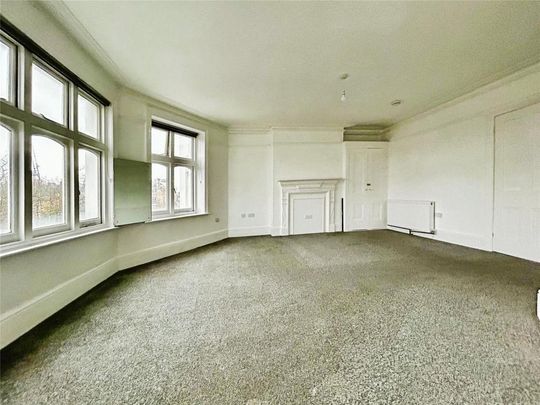 3 bedroom flat to rent - Photo 1