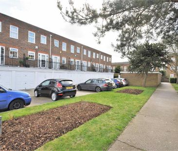 2 bedroom maisonette to rent - Photo 2