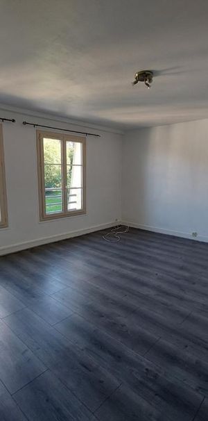 Location Appartement 1 pièce 36m² ROUXMESNIL BOUTEILLES 76370 - Photo 1