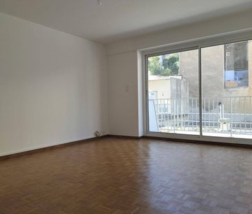 Location appartement 3 pièces 60.57 m² à Marseille 7e Arrondissemen... - Photo 3