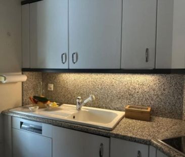 Très joli logement de 5,5 pièces en plein centre ville - Photo 6