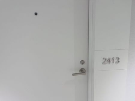 For Lease - 230 Simcoe Street Unit# 2413, Toronto, Ontario - Photo 4