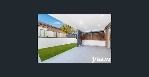 OATLEY FIVE BEDROOM DUPLEX - Photo 1