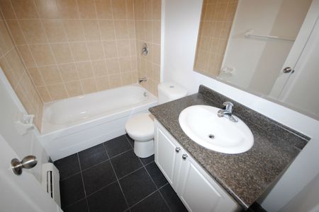 335 MacLaren Street, Centretown, Ottawa, ON - Photo 3