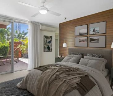 Rare East-Facing Waterfront Gem - Broadbeach Waters - Photo 5