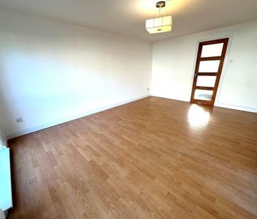 Main Street, East Kilbride, G74 - Photo 5