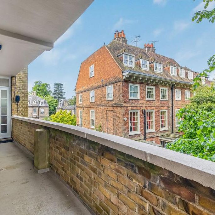 3 bedroom flat to rent - Photo 1