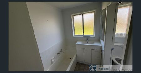 Spacious Family Home - Photo 3