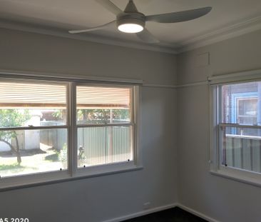 223 Fitzroy Street - Photo 2