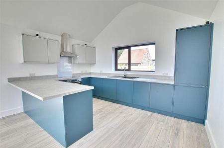 3 bedroom detached bungalow to rent - Photo 5