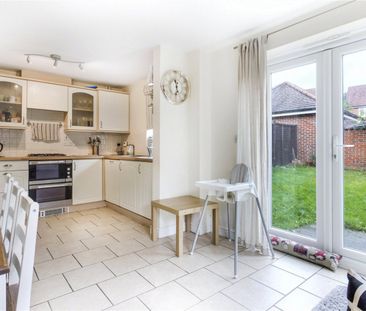 Clarendon Rise, Tilehurst, Reading, Berkshire, RG31 - Photo 2