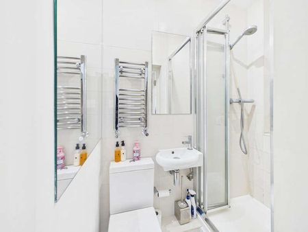 Dunstable House, Marlow, Buckinghamshire, SL7 - Photo 5