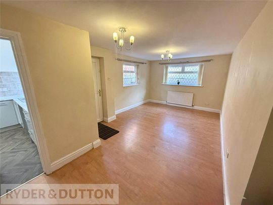 3 bedroom semi-detached house to rent - Photo 1
