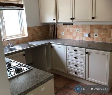 2 bedroom terraced house to rent - Photo 4