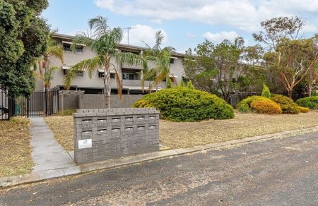 2 BEDROOM UNIT IN GATED COMPLEX - Photo 5