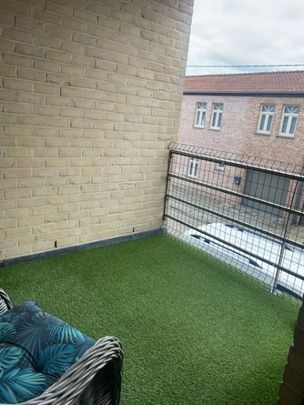 Instapklaar appartement met garage en kelderberging - Photo 1