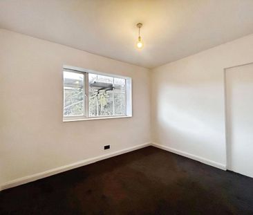 2 bedroom end of terrace house to rent - Photo 6