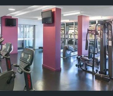 “$850 per week FULLY FURNISHED AND IN THE CENTRE OF CITY” - Photo 6