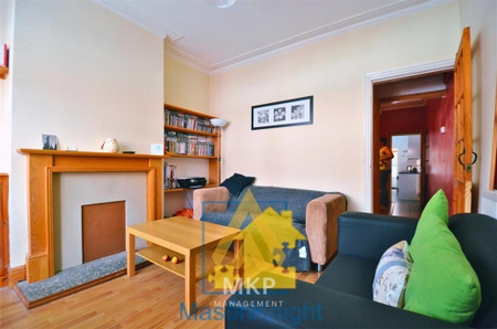 3 bedroom terraced house to rent - Photo 2