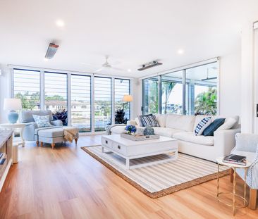 30 Boomerang Crescent, Bundall $2,400 pw - Photo 1