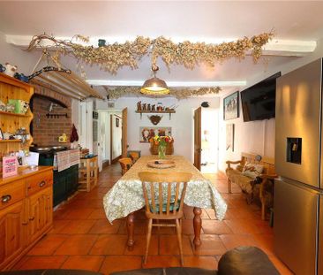 5 bedroom detached house to rent - Photo 5