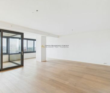 Aim high in Zurich West – 3.5 rooms on the 17th floor - Photo 1