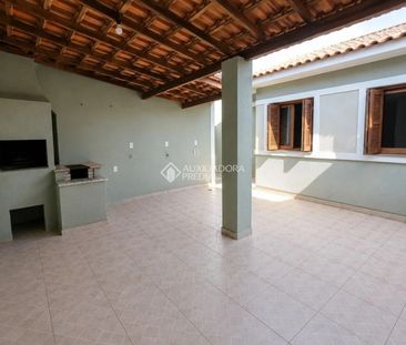 Casa com 3 quartos e 80m² para alugar em Hípica, Porto Alegre. - Photo 2