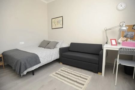 Carrer de Císcar, Valencia, Valencian Community 46005 - Photo 3